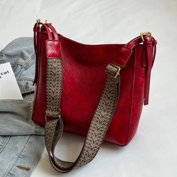 Western Vegan Leather Shoulder Crossbody Bag - Picture 12 of 16